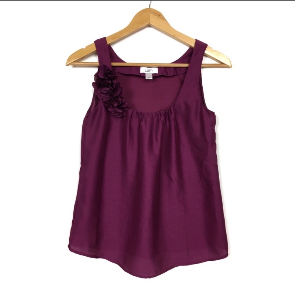 Loft XS Plum Rosette Sleeveless Top